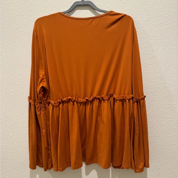 70s style bell sleeve top - Picture 2 of 2